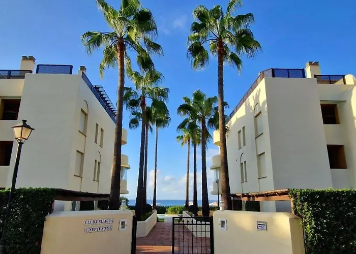 Beachfront Neptuno I, Complex,Views,Pool,Garden, Elviria